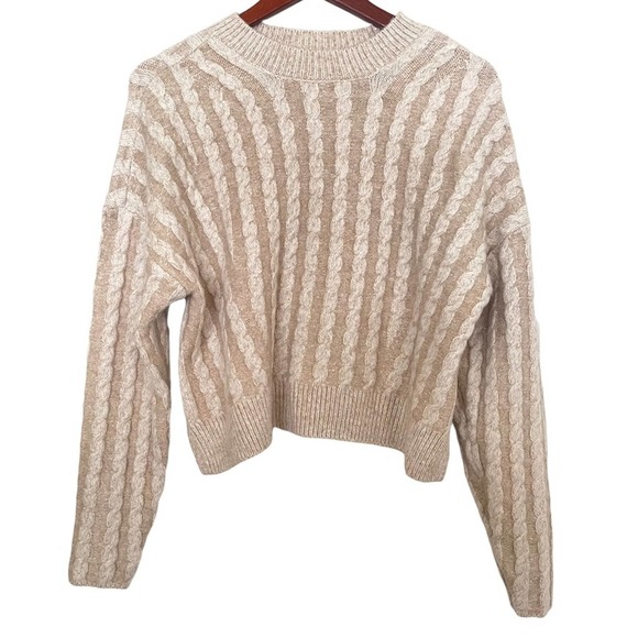 House of Harlow 1960 Sweaters - House of Harlow 1960 Contrasting Cream Cable Knit Crew Neck Sweater XS
